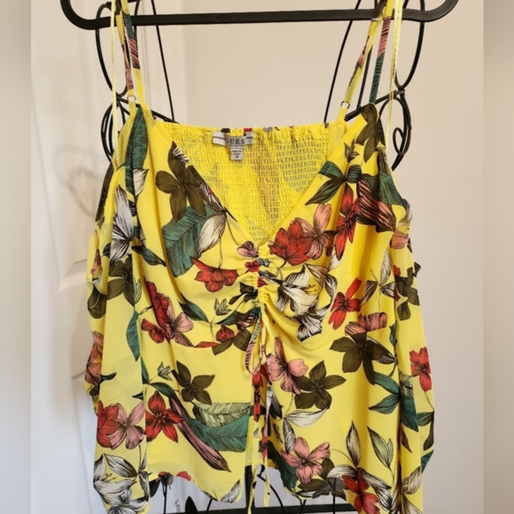 NWOT coldβ shoulder flower short top